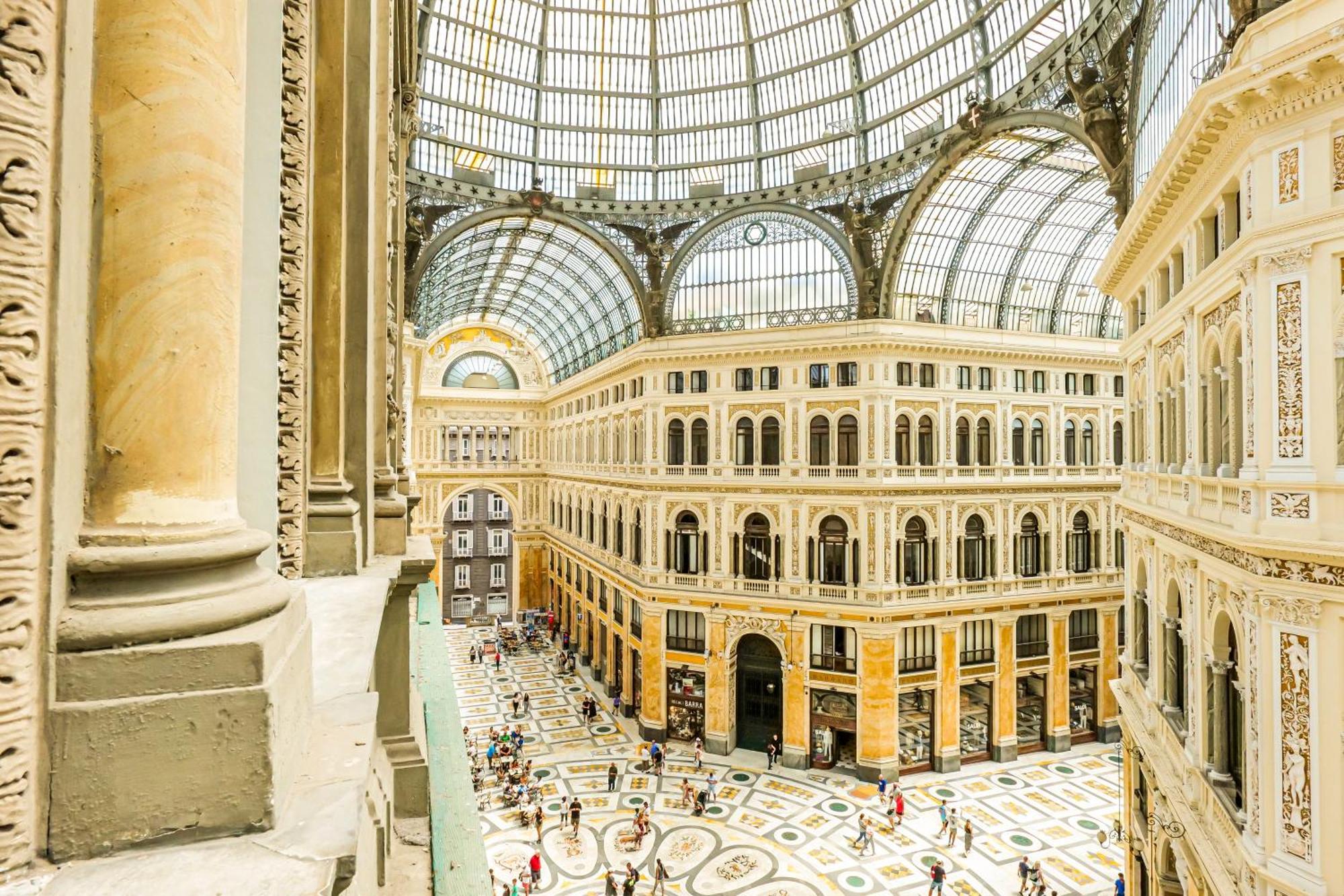 Maison San Carlo Luxury Suites 那不勒斯 外观 照片