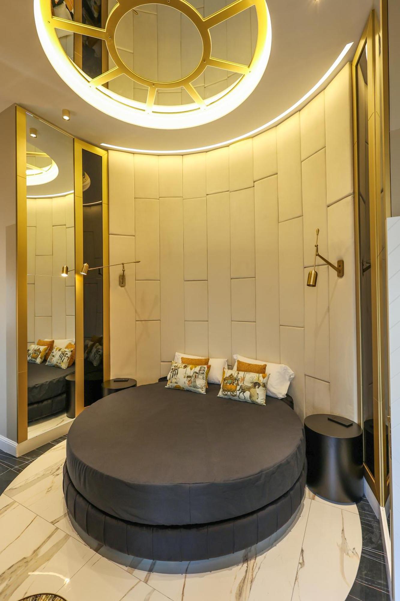 Maison San Carlo Luxury Suites 那不勒斯 外观 照片