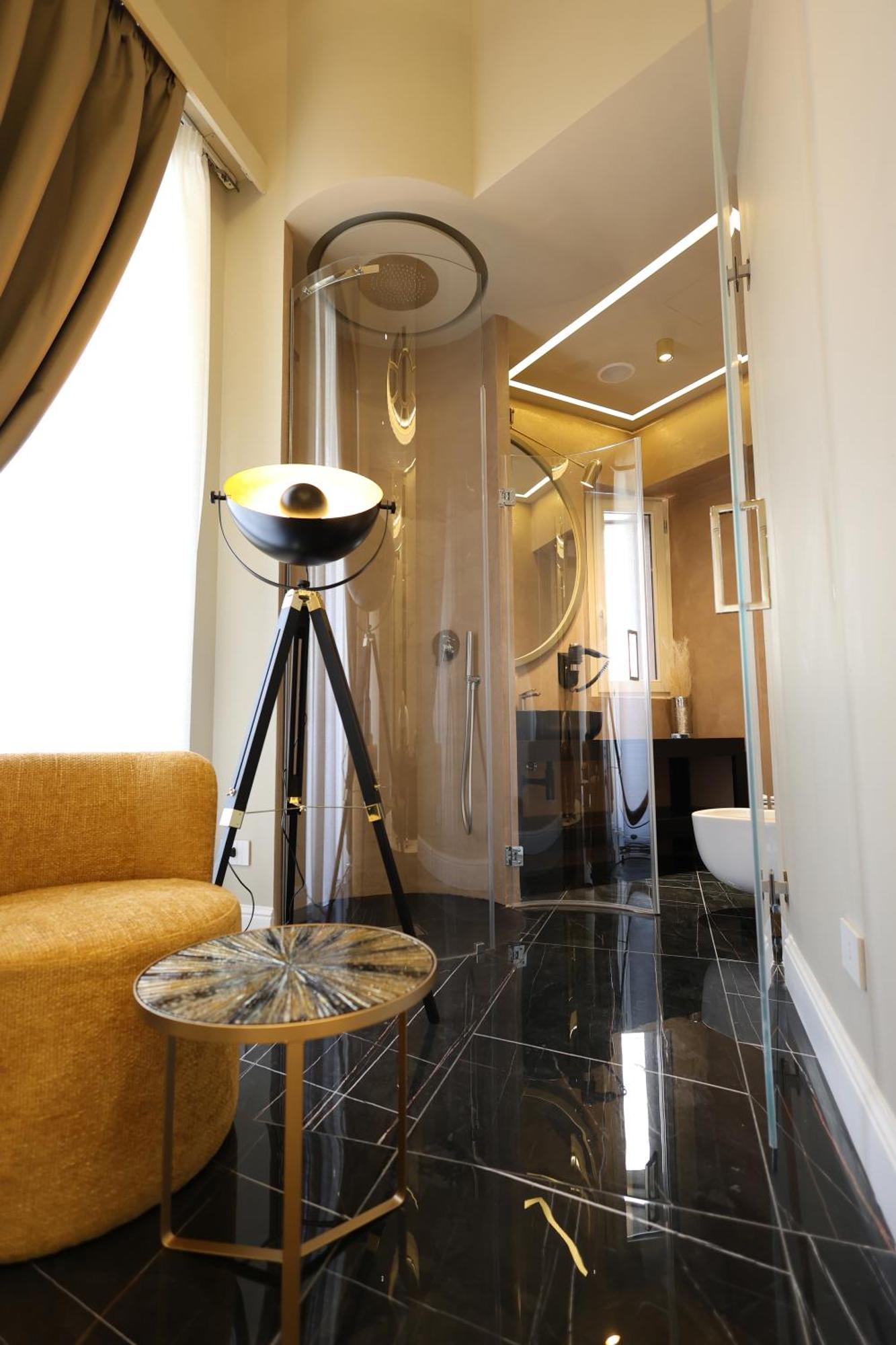 Maison San Carlo Luxury Suites 那不勒斯 外观 照片