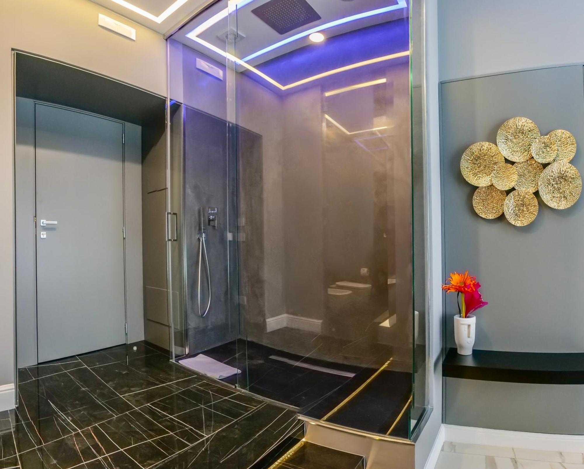 Maison San Carlo Luxury Suites 那不勒斯 外观 照片