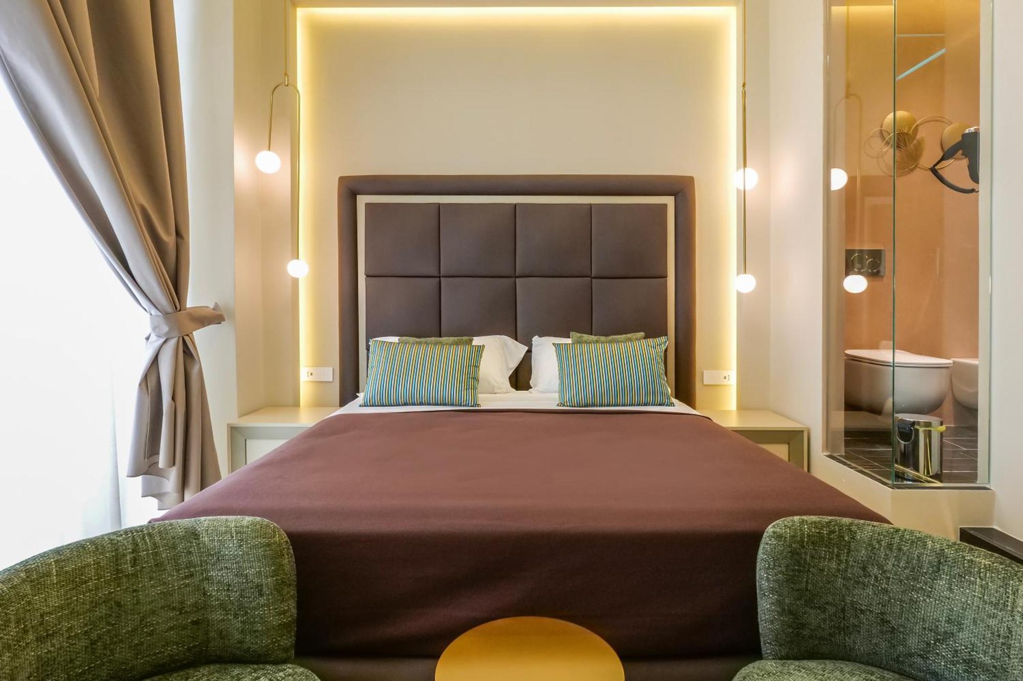 Maison San Carlo Luxury Suites 那不勒斯 外观 照片